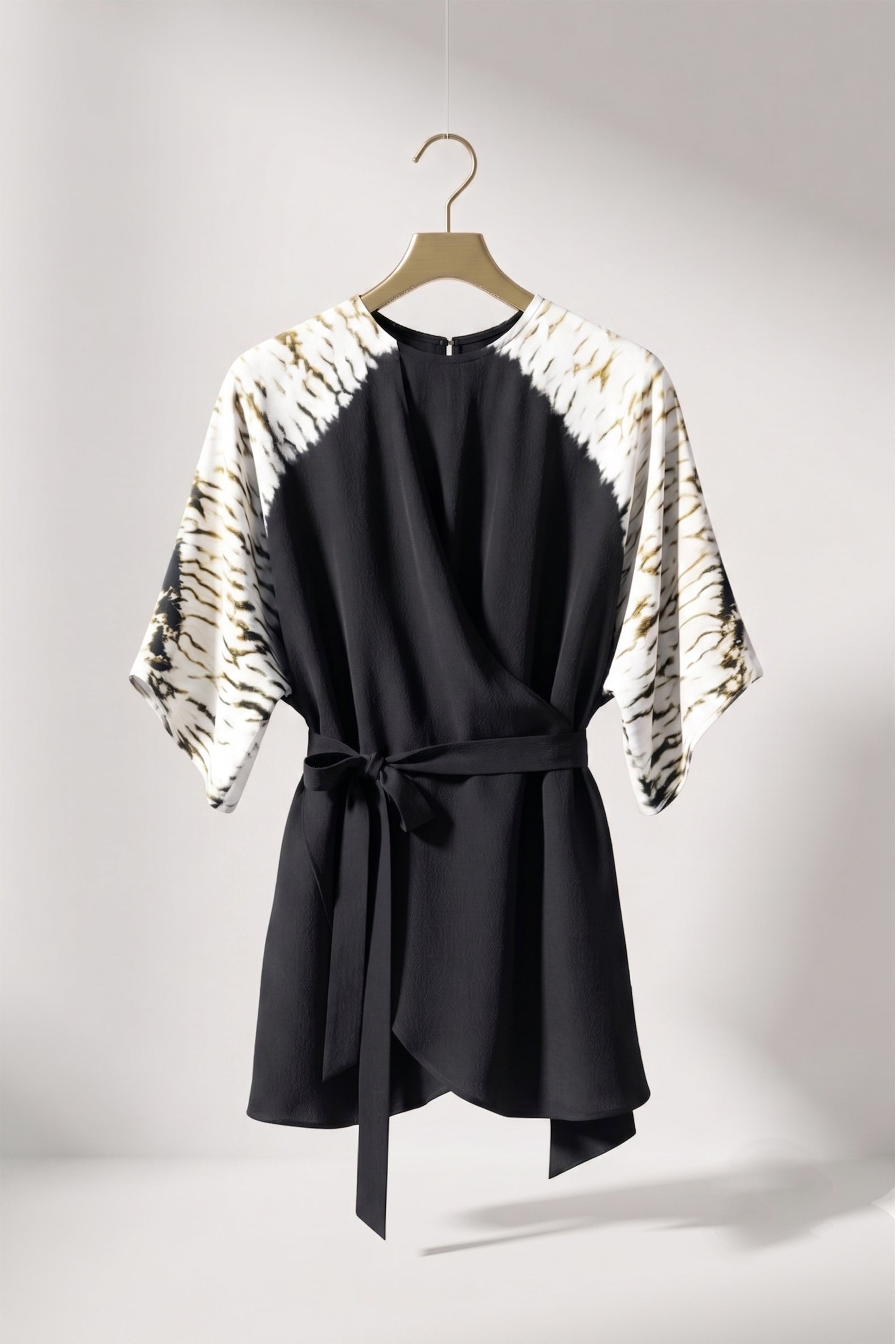 Shibbori wrap top
