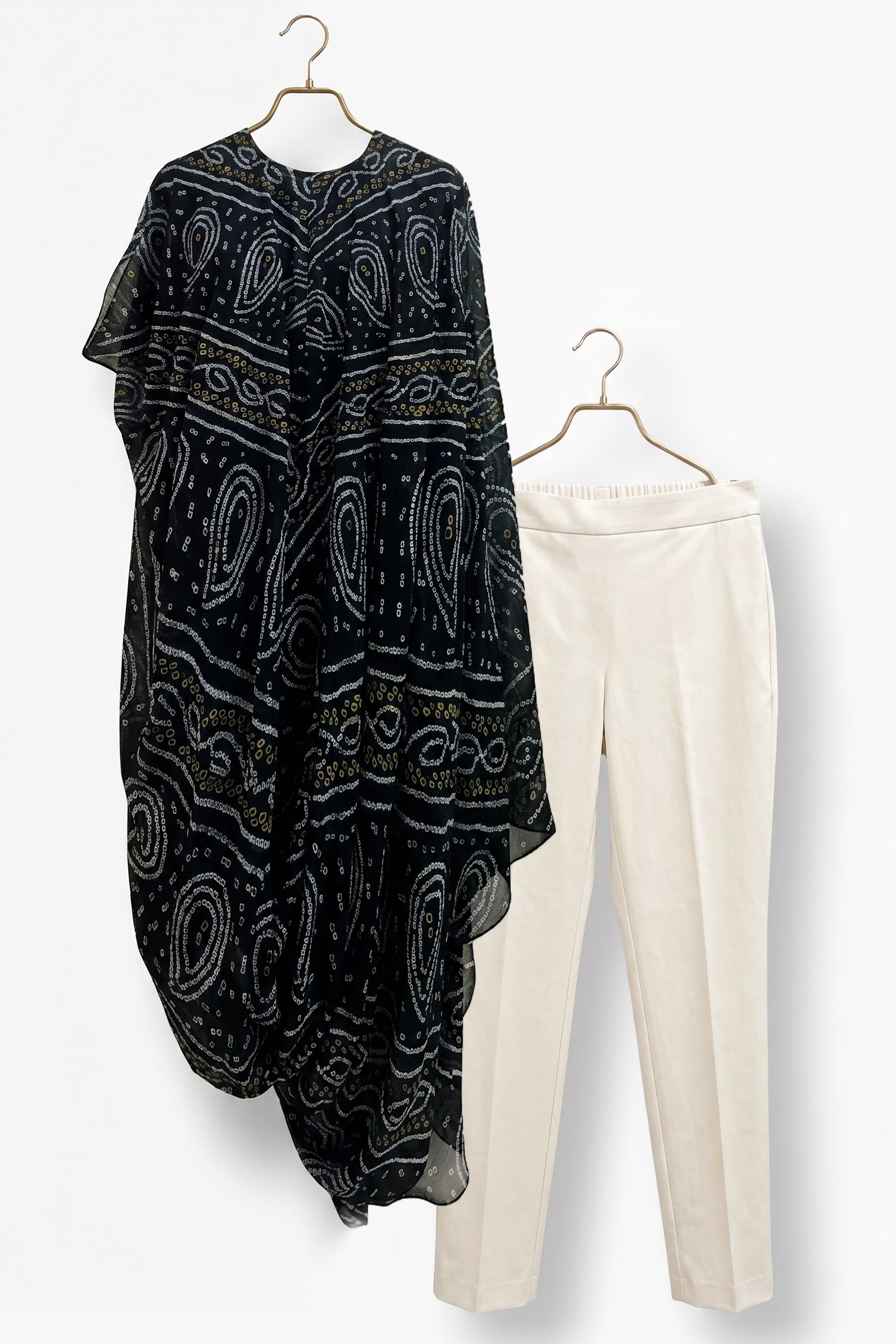 Zoya with Pant